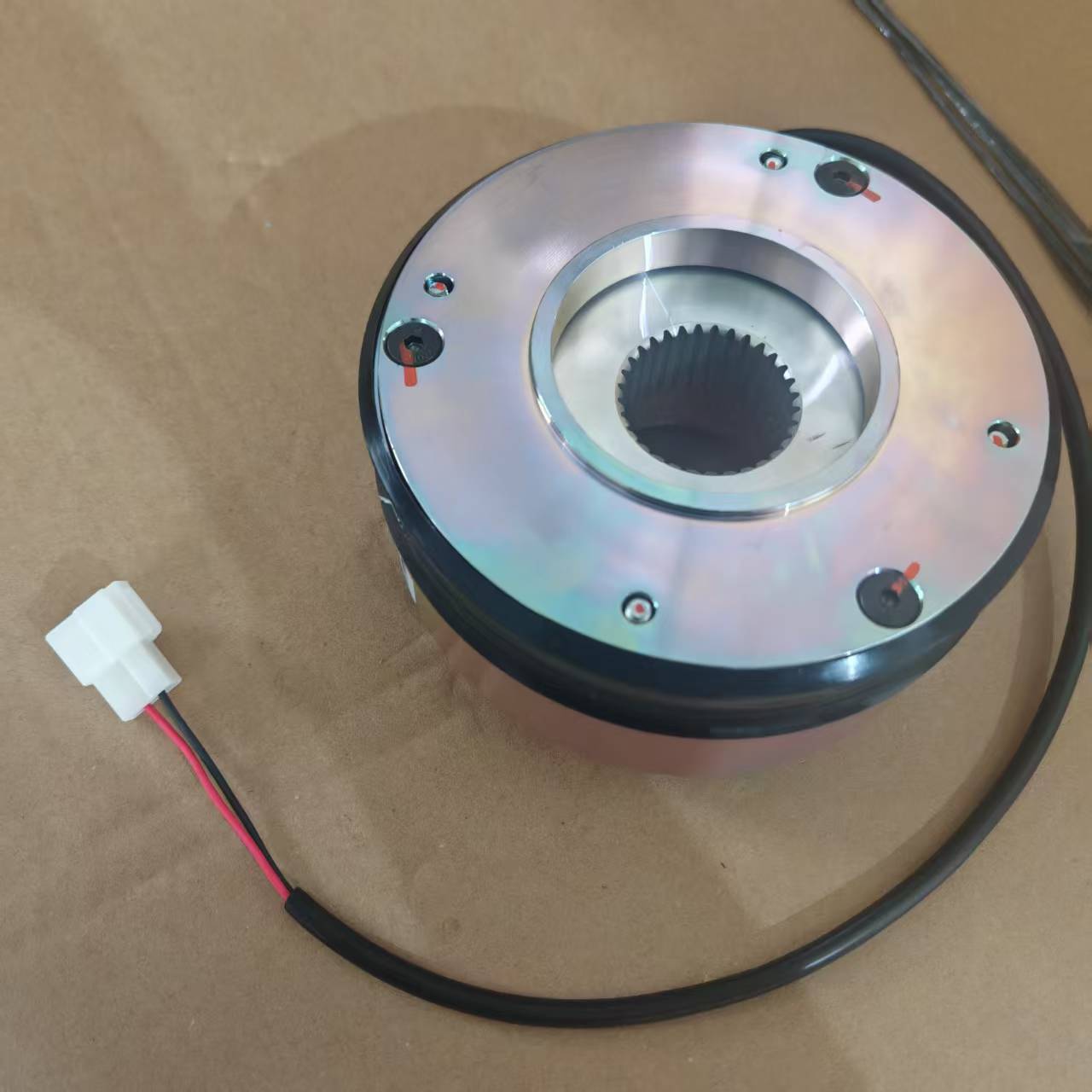 Freno electrónico 45712D-F-L0. - Car Electronics reseña y precio
